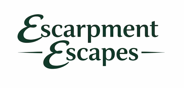 Escarpment Escapes Logo